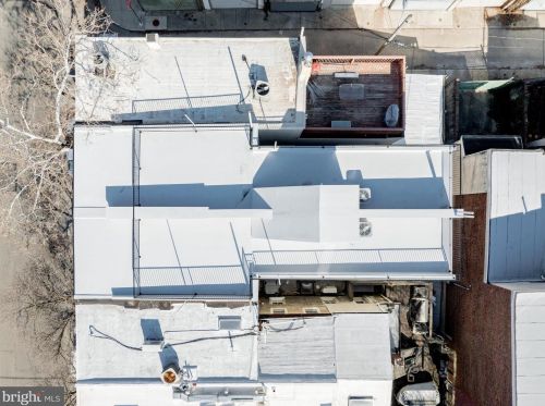 541 22nd St, Philadelphia PA  19130-3130 exterior