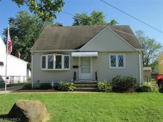 16009 Ashland Dr, Cleveland OH  44142-1916 exterior