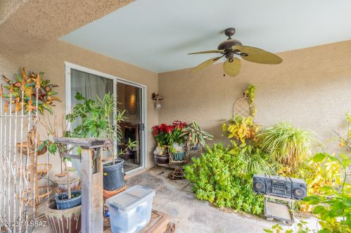 2675 Desert Bluffs Ct, Tucson AZ 85742-4468 exterior