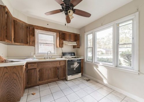 14835 Langley Ave, Dolton IL 60419-2118 exterior