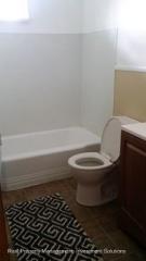 8526 Newhouse St, Kalamazoo MI  49024-6114 exterior