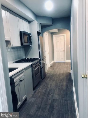 1705 Virginia Ave, Washington DC  20002-2353 exterior