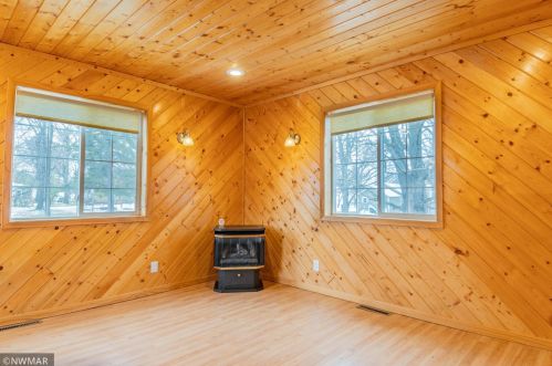 622 8th St, Fosston MN 56542-1115 exterior