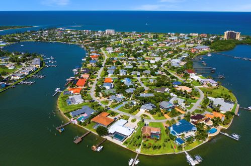 1602 Thumb Pt Dr, Fort Pierce FL 34949-3569 exterior