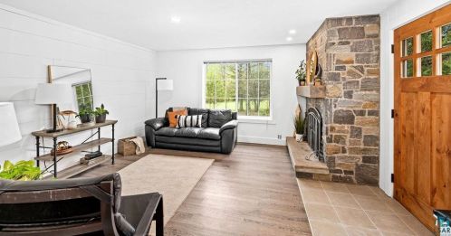 613 Howard Gnesen Rd, Duluth MN 55803-9264 exterior