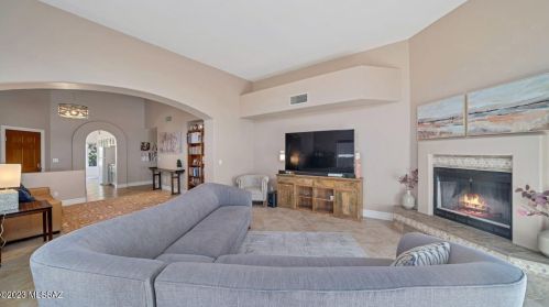 4630 Red Mesa Dr, Tucson AZ  85718-3565 exterior