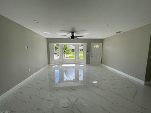 2272 51 St, Naples FL 34116-6924 exterior