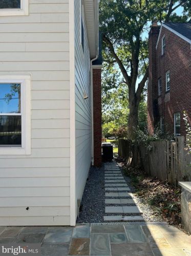 6005 Utah Ave, Washington DC 20015-1230 exterior