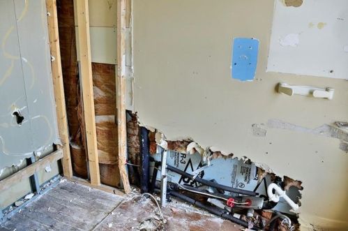 4821 Monongahela St, Pittsburgh PA 15207-1668 exterior