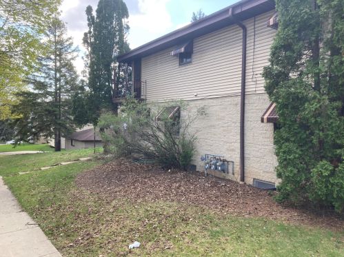 600 67th St, Milwaukee WI  53213-3953 exterior