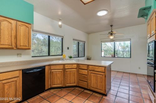 1035 Camino Diestro, Tucson AZ 85704-7694 exterior