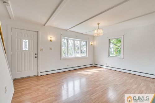 237 Loring Ave, Edison NJ exterior