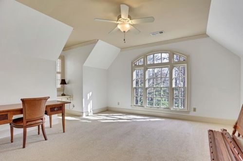 2656 Dobbs Cir, Atlanta GA 30327 exterior