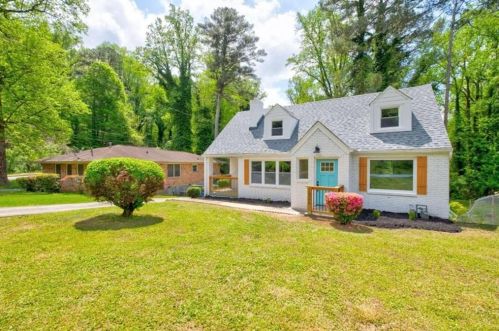 1526 Mayflower Ave, Atlanta, GA 30311-2726