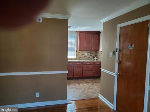 400 Gilham St, Philadelphia PA 19111-5206 exterior