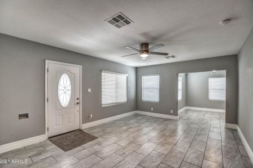 1512 Cypress St, Phoenix AZ 85009-2808 exterior