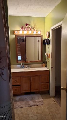 2028 Horton Ave, Grand Rapids MI 49507-3036 exterior