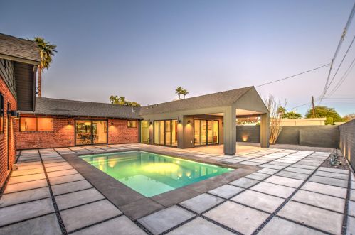 1201 Edgemont Ave, Phoenix AZ 85035-1809 exterior