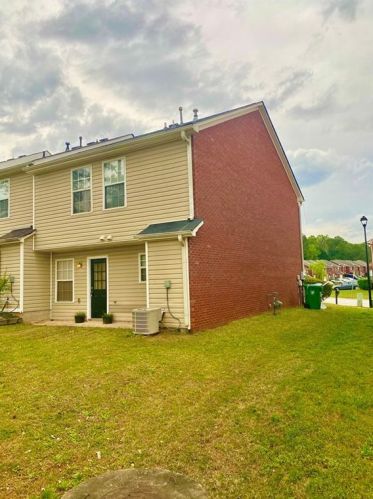 5663 Windfall Ln, Lithonia GA  30058-2629 exterior