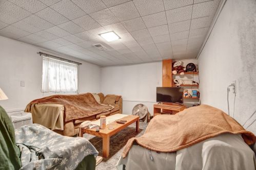 6037 Kenneth Ave, Chicago IL 60652-1108 exterior