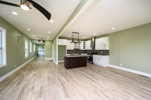 9211 Normal Ave, Chicago IL 60620-2327 exterior