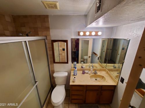 8228 33rd Ave, Phoenix, AZ 85051-5914