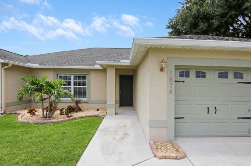 1874 Success St, Fort Pierce, FL 34953-1363