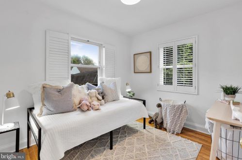 1602 Brisbane St, Silver Spring MD 20902-4039 exterior