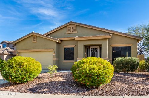 4433 Cottontail Rd, Phoenix AZ  85086-1447 exterior