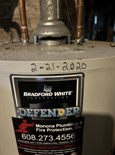 1142 Jenifer St, Madison WI 53703-3745 exterior