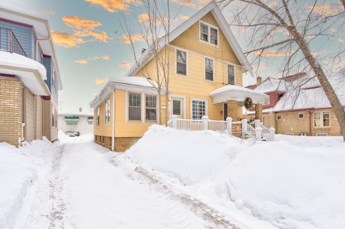 6709 Milwaukee Ave, Milwaukee, WI 53213-2303