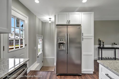 29 Chain Blvd, Berkeley Township NJ  08721-1907 exterior