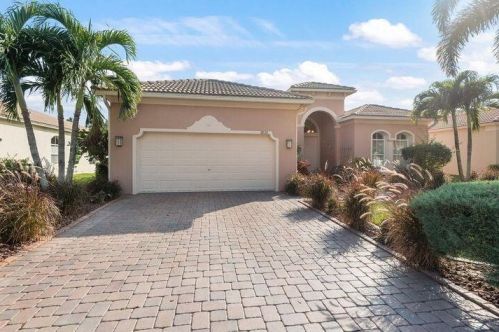 5820 Spanish River Rd, Fort Pierce, FL 34951-2893