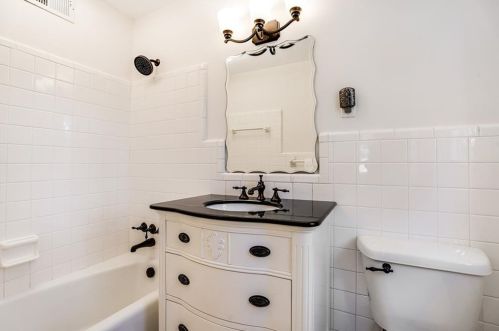 1129 Mason Wood Dr, Atlanta GA 30329-3803 exterior