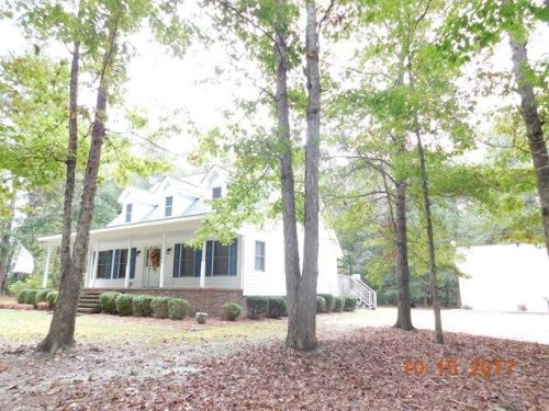 106 Casino Dr, Goldsboro, NC 27530-2514