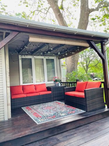 219 Park Dr, Joliet, IL 60436-1413