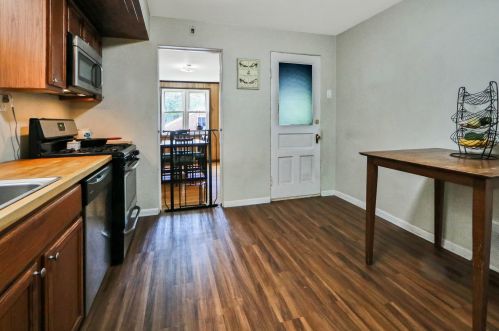 1931 Addison St, Chicago IL 60613-3504 exterior