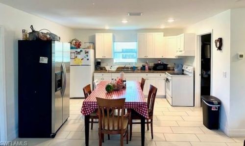 5327 Georgia Ave, Naples FL 34113-7812 exterior