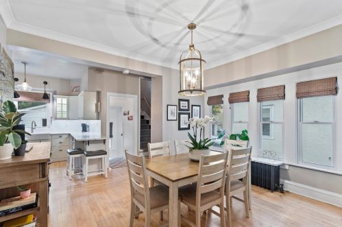 4020 Prospect Ave, Milwaukee WI 53211-2116 exterior