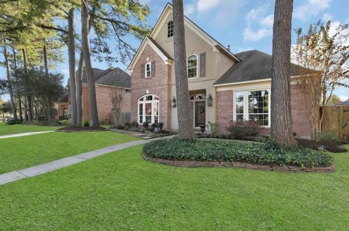 3710 Clover Vly Dr, Humble TX exterior