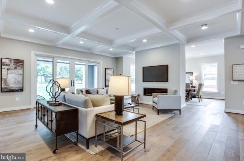 1978 Kirby Rd, Mc Lean VA 22101-5326 exterior