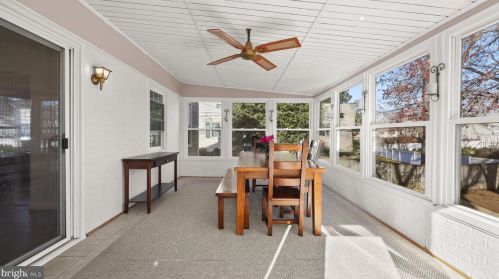 5610 Buckingham Palace Ct, Alexandria VA 22315-4120 exterior