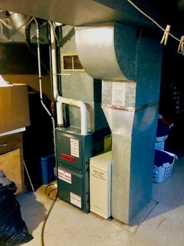 4054 71, Milwaukee WI 53220-2304 exterior