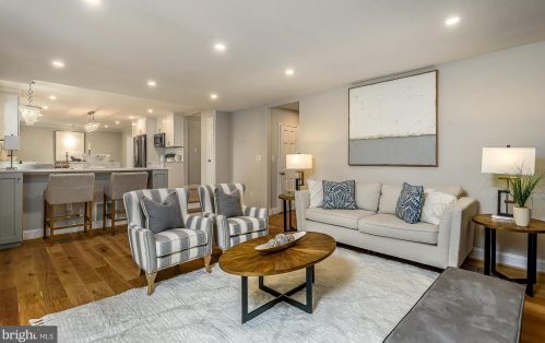 1209 Forestwood Dr, Mc Lean VA  22101-2603 exterior