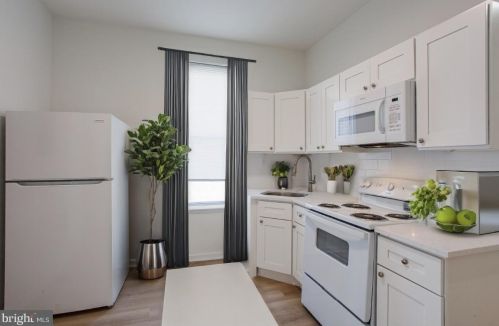 1602 17 St, Philadelphia PA 19132-3930 exterior