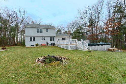 194 Roth Rd, Killingly CT 06241-1417 exterior