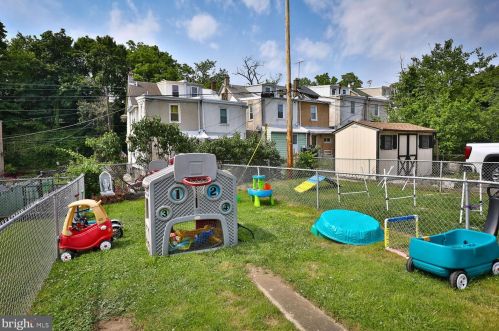 346 Krams Ave, Philadelphia PA 19128-4733 exterior