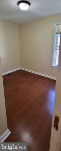 109 34 St, Camden NJ 08105-2504 exterior