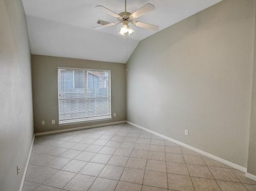 4520 Eagle Feather Dr, Austin TX 78735-6466 exterior