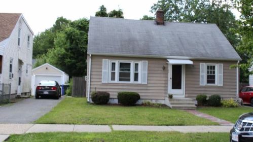 66 Powell Ave, Springfield, MA 01118-2166